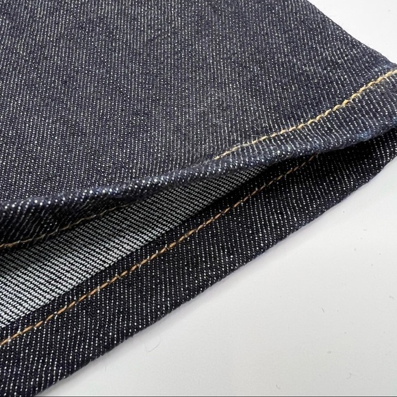 Banana Republic • Boot-Cut Low Rise Denim jeans - Picture 8 of 8